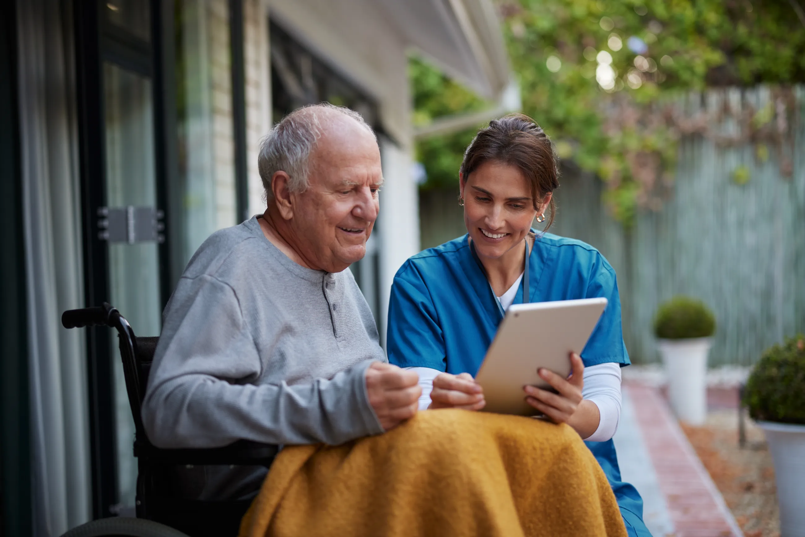 Career guide: Working as an Aged Care Case Worker